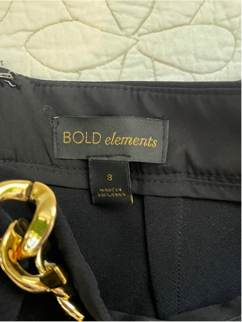 Women's BOLD elements Black High Waist Shorts with Gold Chain, Size 8 - Picture 10 of 10